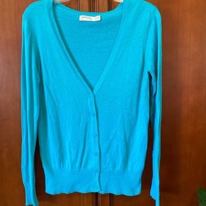 Turquoise V-neck button up cardigan sweater